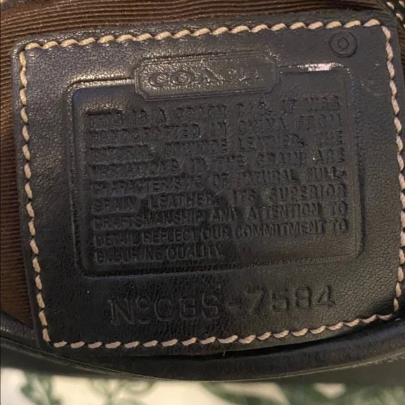 Coach 7584 Black Leather Shoulder Bag, nice condition Shoulder Bags